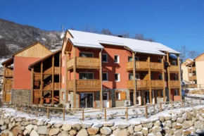 Grand studio à la montagne